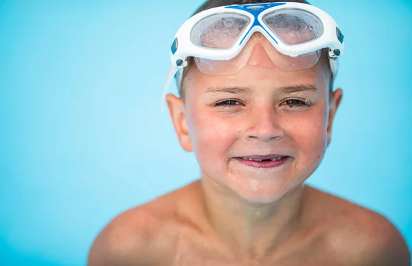 Cute Little Boy Swimming Pool — Stock Photo, Image