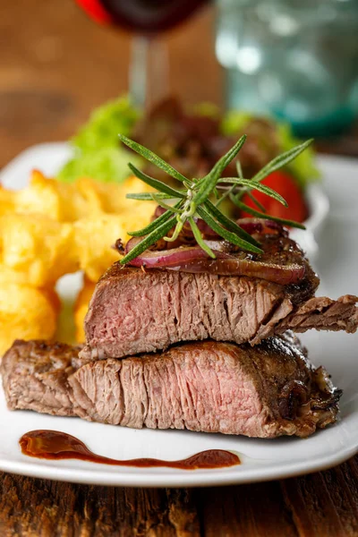 Grilled Beef Steak Salad Vegetables — Stock Photo, Image