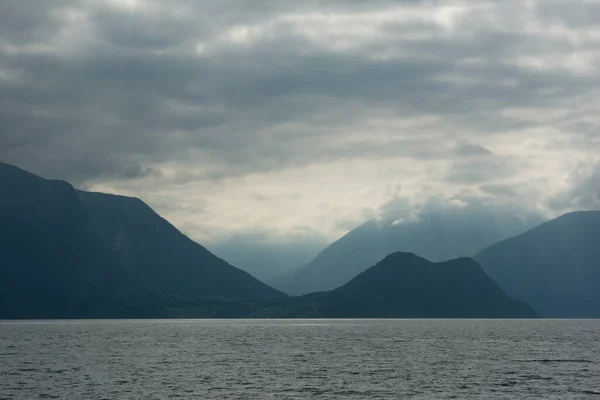 Romsdalfjord Cerca Ciudad Endalsnes —  Fotos de Stock