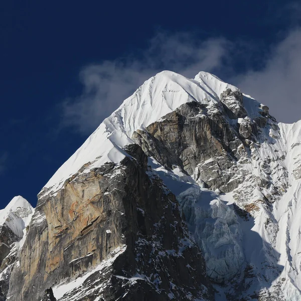 Alta Montaña Lobuche Oeste Cubierta Por Glaciar — Foto de Stock