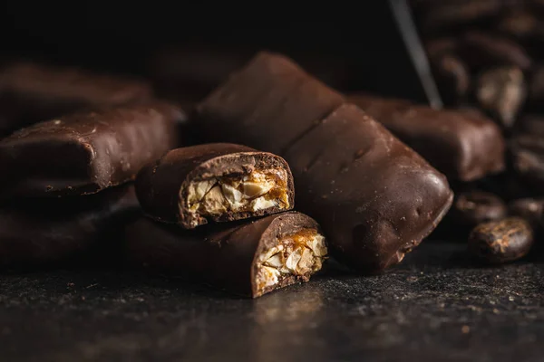 Chocolate Cocoa Pieces Black Background — Stock Photo, Image
