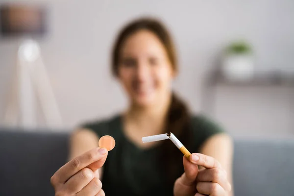 Terapia Reposição Cigarros Remendo Nicotina Pegajosa Ajuda — Fotografia de Stock