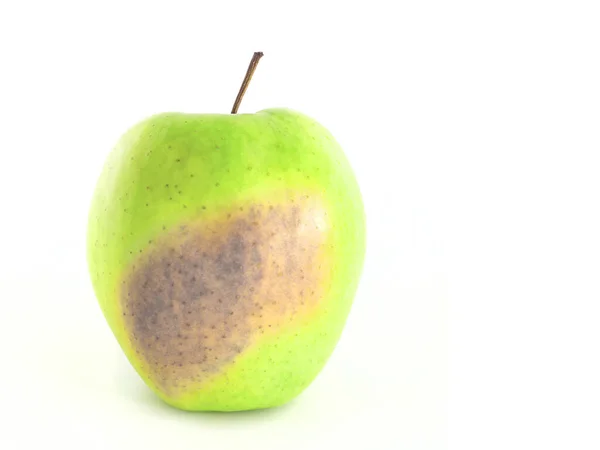 Grüner Apfel Mit Blatt Isoliert Auf Weißem Hintergrund — Stockfoto