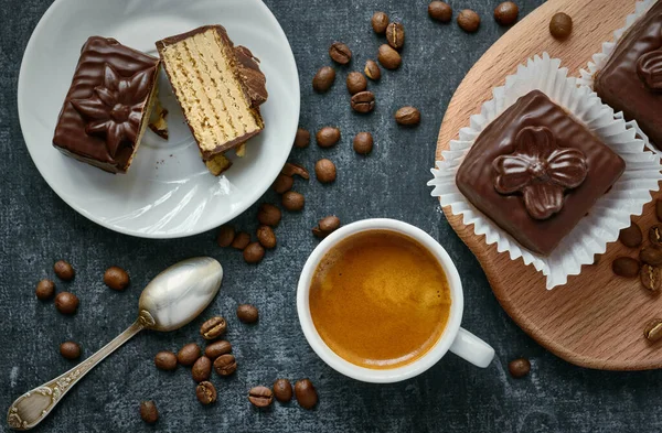 Kaffee Und Waffeln Aus Süßer Schokolade Dessert Leckereien — Stockfoto