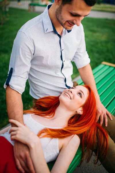 Beautiful Love Couple Leisure Bench Romantic Meeting Outdoors Young Woman — Stock Photo, Image