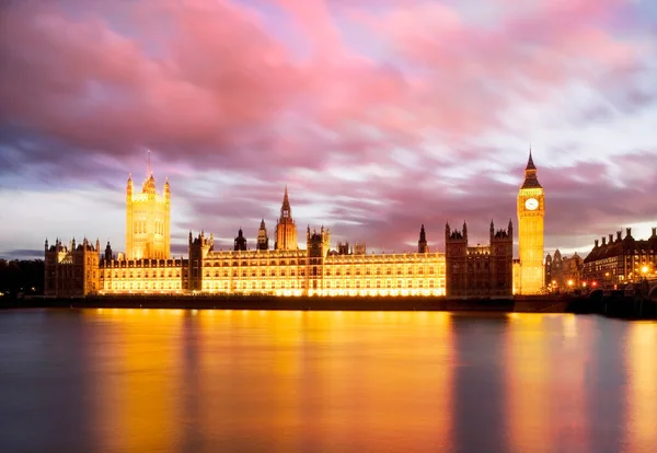 Big Ben Och Husen Parlamentet Från Andra Sidan Floden Thames — Stockfoto