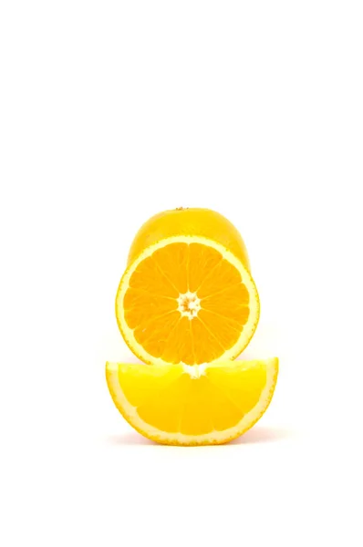 Laranja Fresca Isolada Sobre Fundo Branco — Fotografia de Stock