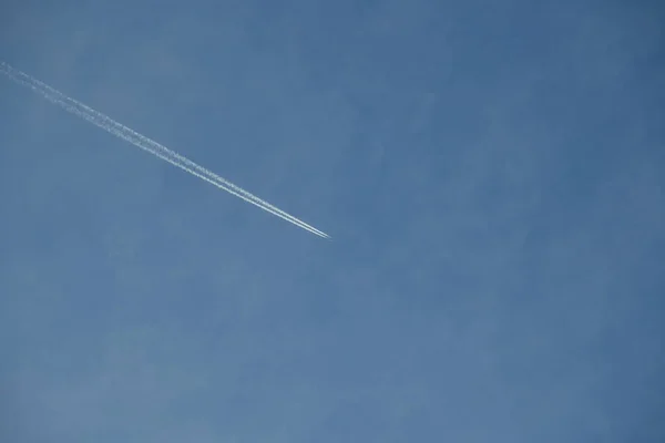 Bandes Kérosène Avion Nuages Dans Ciel Espagnol Dans Province Alicante — Photo