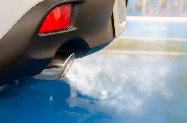 Primer Plano Coche Con Una Manija Azul —  Fotos de Stock