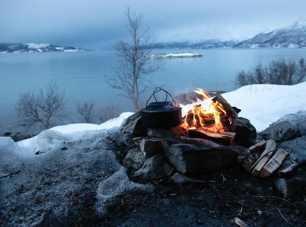 Kamping Ognisko Ognisko Palenie Ogień Gorący Obóz Gotowanie Plener Piknik — Zdjęcie stockowe