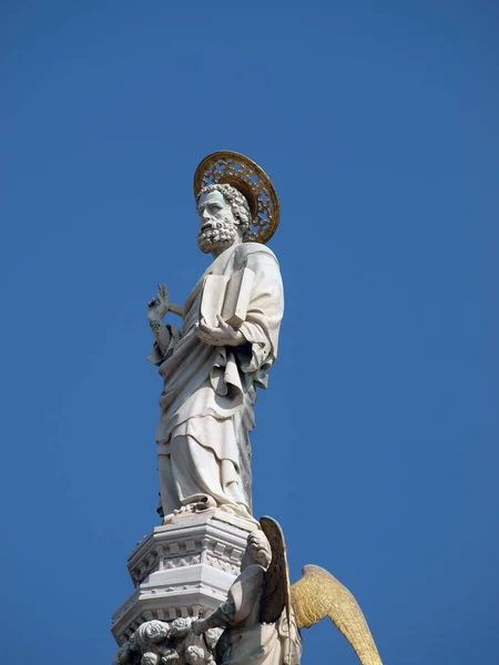 Venecia Finos Detalles Arquitectónicos Fachada Superior Catedral San Marcos —  Fotos de Stock