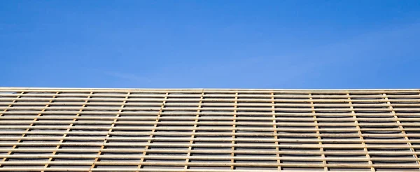 Abgedeckt Mit Wasserdichten Materialien Das Dach Des Gebäudes Ist Mit — Stockfoto