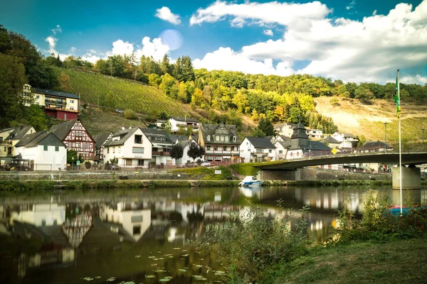 Idylická Krajina Řeky Lahn Německu Létě — Stock fotografie