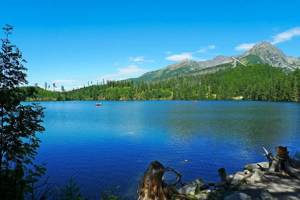 Bela Paisagem Lago Nas Montanhas — Fotografia de Stock