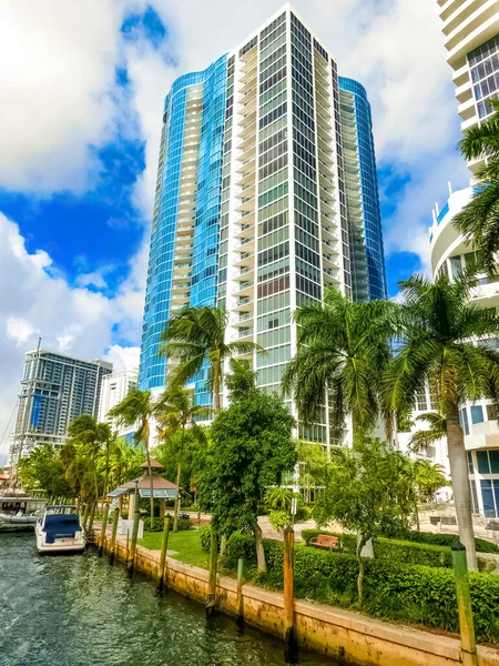 Stadsbilden Lauderdale Florida Visar Stranden Och Lägenheterna — Stockfoto