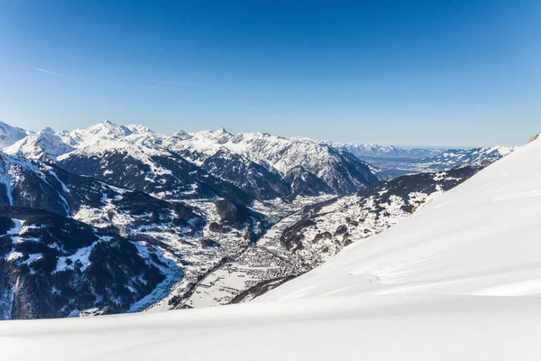 Schöne Aussicht Auf Die Berge — Stockfoto