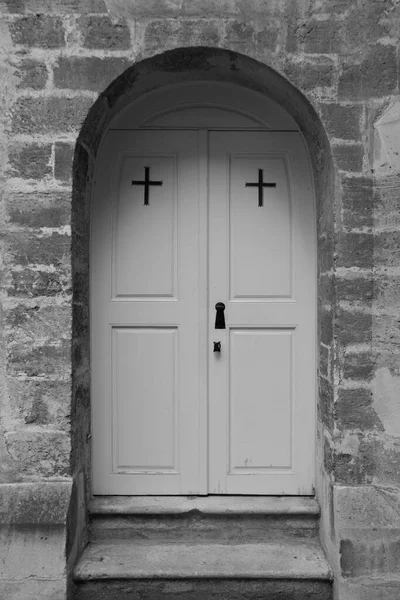 Vieja Puerta Madera Con Una Ventana — Foto de Stock