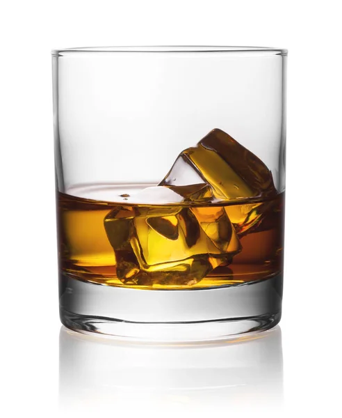 Rund Transparentes Glas Whisky Mit Eis Isoliert Auf Weißem Hintergrund — Stockfoto