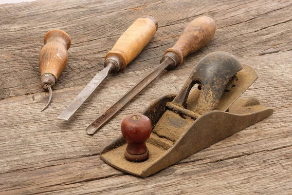 Oude Houten Tafel Met Gereedschap Accessoires — Stockfoto