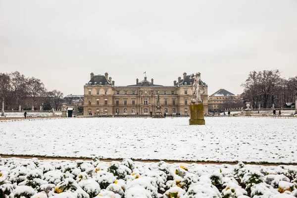 París Francia Marzo 2018 Estatua Caza Diosa Jardín Del Palacio — Foto de Stock