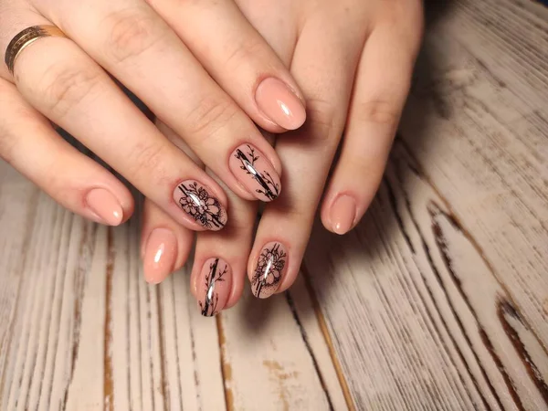 Piękny Manicure Paznokci Tle Modnej Konsystencji — Zdjęcie stockowe