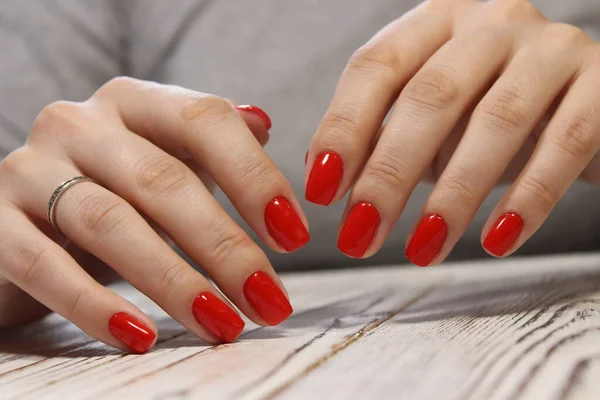 Beautiful Female Hands Manicure Her Nails — Stock Photo, Image