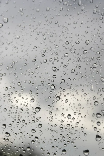 Wassertropfen Auf Glas Mit Regentropfen Auf Fenster — Stockfoto