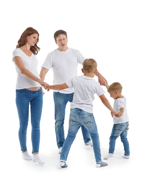 Madre Embarazada Padre Con Dos Hijos Sobre Fondo Blanco Los — Foto de Stock
