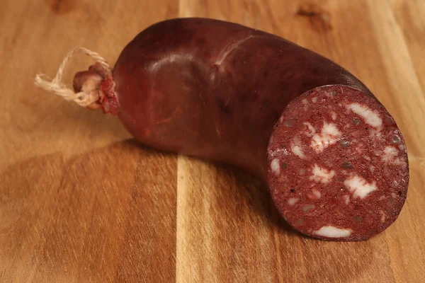 Salsiccia Salame Tavola Legno — Foto Stock