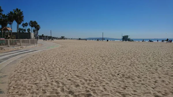 Bella Spiaggia Con Palme Sabbia — Foto Stock