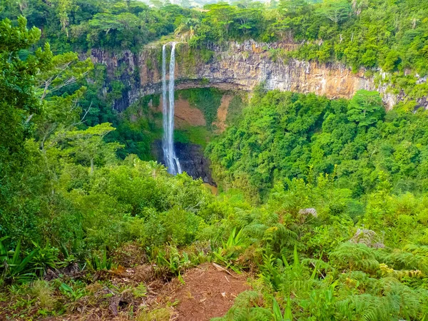 从黑河国家公园到毛里求斯岛Chamarel的Chamarel瀑布的观点 — 图库照片
