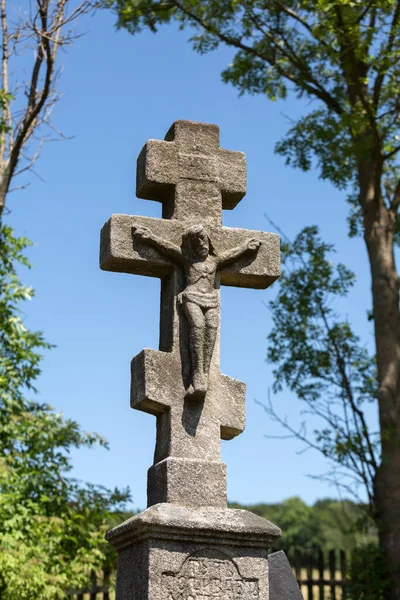 Kamienny Posąg Kształcie Krzyża Cmentarzu — Zdjęcie stockowe