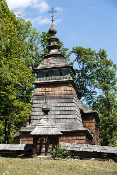Старий Дерев Яний Храм Православної Церкви Bartne Бескиди Польща — стокове фото