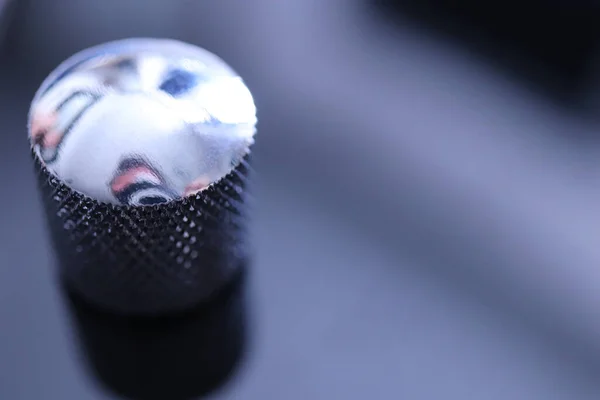 Metalik Kontrol Düğmesi Makro Yakın Çekim Müzisyen Yaşam Tarzı Enstrüman — Stok fotoğraf