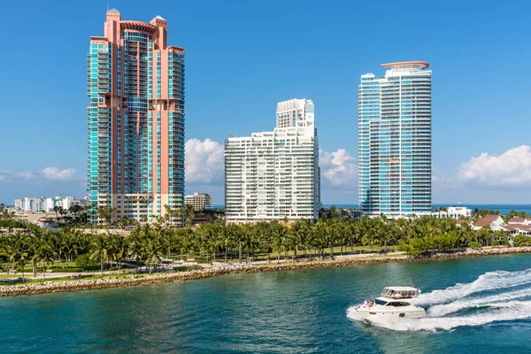 Miami Floride États Unis Avril 2019 Condominiums Luxe Sur Voie — Photo