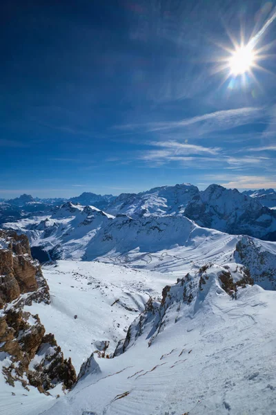 Vista Una Stazione Sciistica Delle Dolomiti Dal Passo Pordoi Arabba — Foto Stock