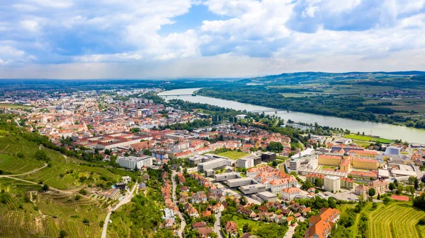 Krems Και Stein Στον Ποταμό Δούναβη Στην Κάτω Αυστρία Μικρές — Φωτογραφία Αρχείου