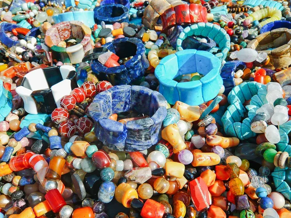 Bunte Plastikflaschen Verschiedenen Größen Und Farben — Stockfoto