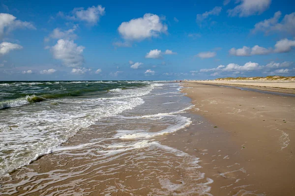 バルト海の北側にある美しい海の海岸です — ストック写真