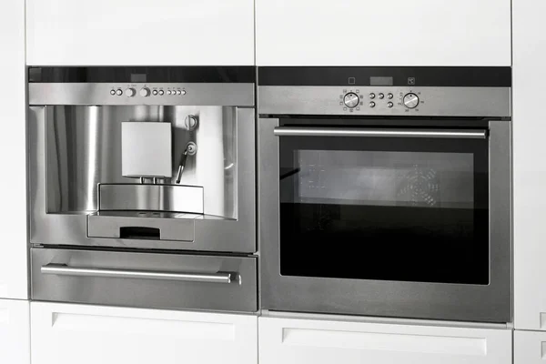 Cucina Moderna Con Elettrodomestici Forno — Foto Stock