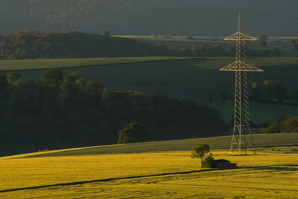 Vista Torre Línea Eléctrica Cerca Del Lago Alemán Llamado Edersee —  Fotos de Stock