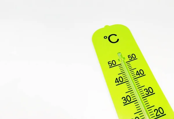 Isoliertes Celsius Skalenthermometer Mit Weißem Hintergrund Und Kopierraum — Stockfoto