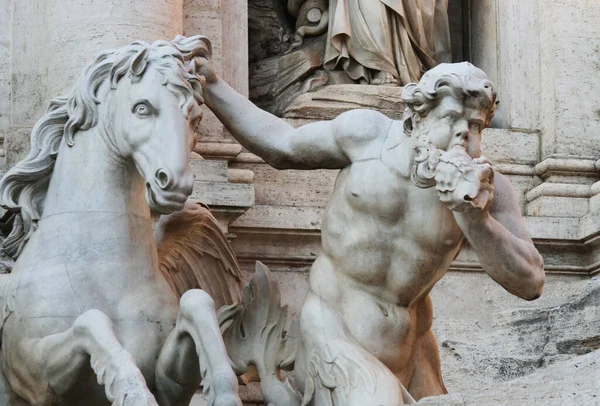 Trevi Brunnen Brunnen Rom Italien Stadt Sehenswürdigkeiten Sehenswürdigkeiten Tourismus — Stockfoto