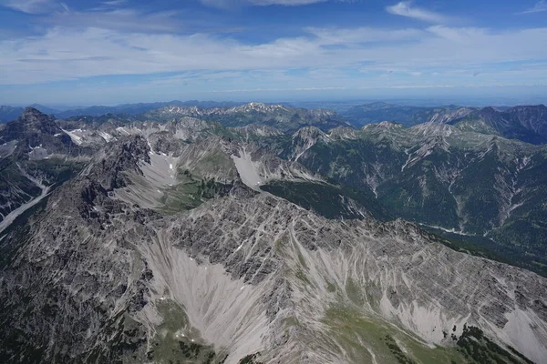 Αεροφωτογραφία Από Αυτόγυρο Του Βουνού Και Της Κοιλάδας Του Lech — Φωτογραφία Αρχείου
