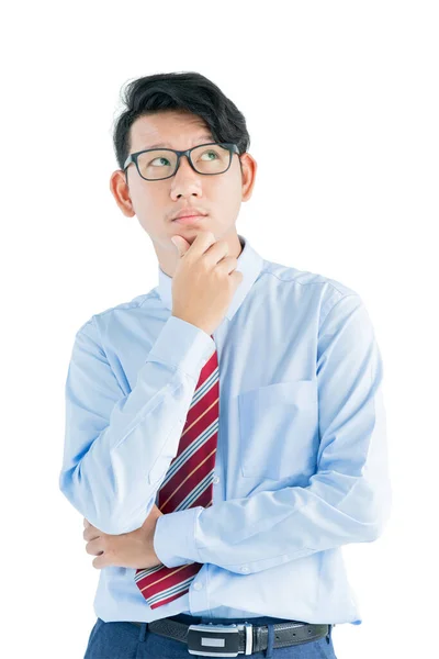 Man Dragen Blauw Shirt Rode Stropdas Bereiken Poseren Studio Geïsoleerd — Stockfoto