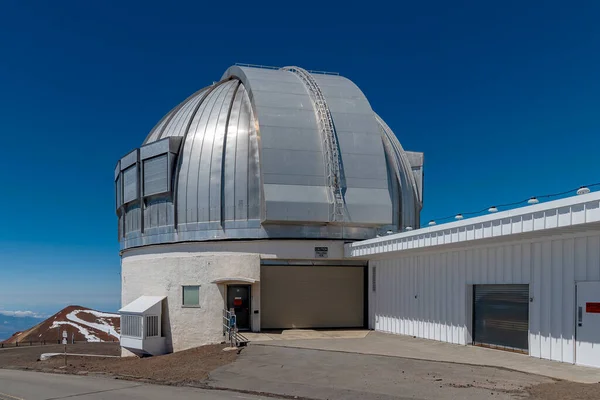 Vista Cúpula Edifício Nas Montanhas — Fotografia de Stock