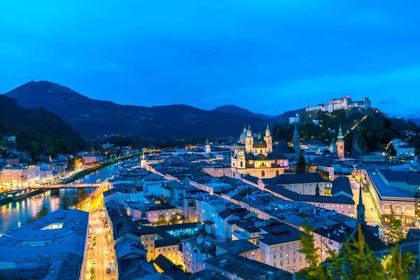 Spektakulär Panoramautsikt Över Den Historiska Arkitekturen Stadens Centrum Solnedgången Salzburg — Stockfoto