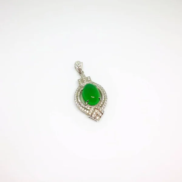 Gyémánt Medál Egy Smaragd Lövés Stúdióban — Stock Fotó