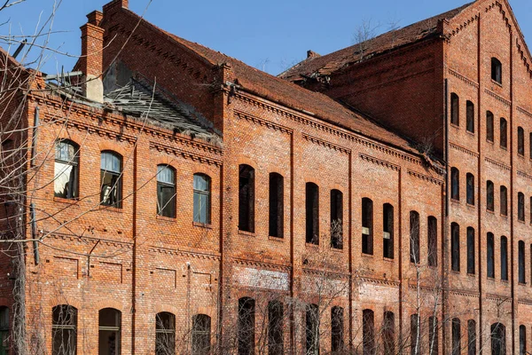 Ruínas Fábrica Abandonada Edifício Construído Por Tijolo Vermelho — Fotografia de Stock