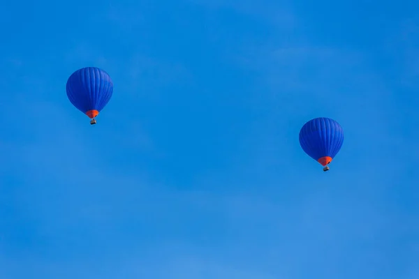 Balon Ogrzane Powietrze Niebie — Zdjęcie stockowe